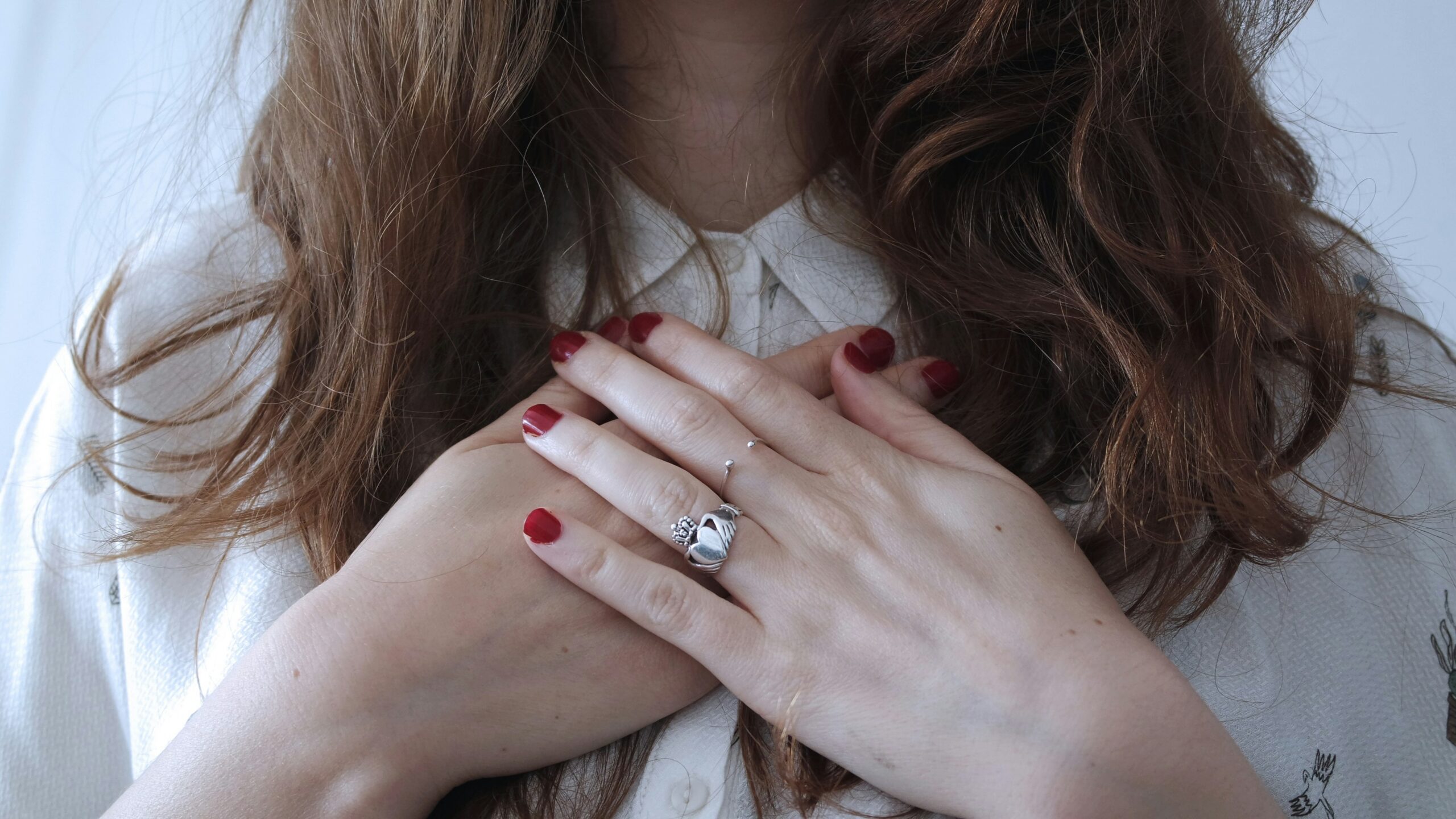 SELF-COMPASSION: WHAT IT IS & HOW TO PRACTICE IT